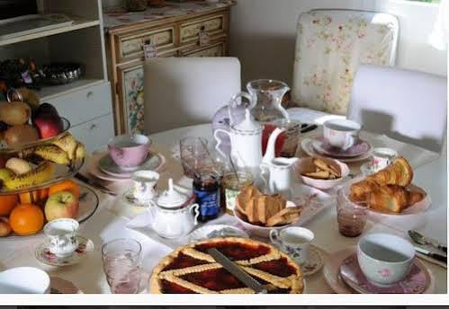 Tre Civette Sul Como Bed & Breakfast Marina di Massa Dış mekan fotoğraf